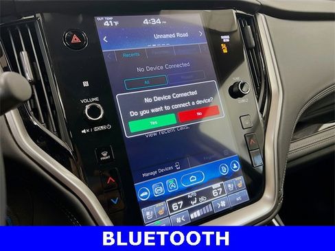 Used 2025 Subaru Outback Touring XT image 13