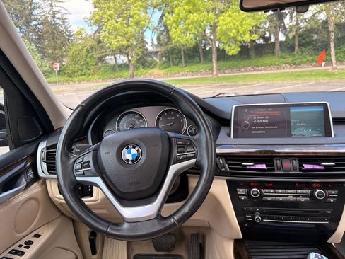 Used 2015 BMW X5 xDrive50i AWD/4WD image 12
