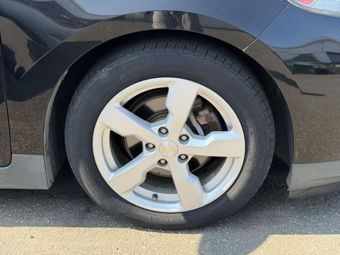 Used 2013 Chevrolet Volt FWD image 30