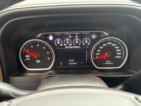 Used 2021 Chevrolet Silverado 1500 High Country image 12