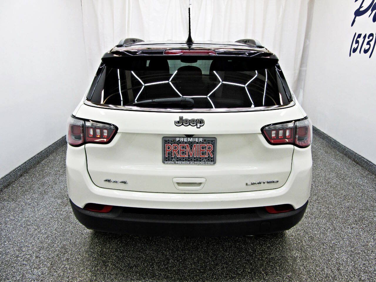 Used 2018 Jeep Compass Limited w/ Navigation Group AWD/4WD image 5