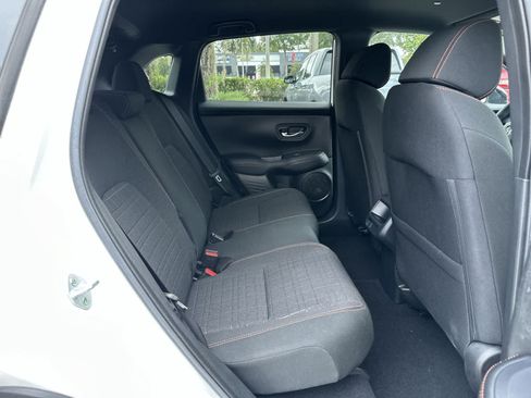 Used 2024 Honda HR-V Sport image 16