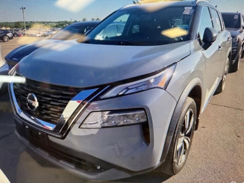 Used 2021 Nissan Rogue SL w/ Premium Package AWD/4WD image 7