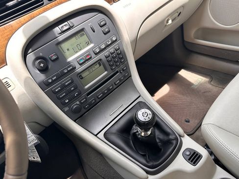 Used 2003 Jaguar X-TYPE 2.5 AWD/4WD image 19