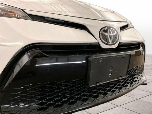 Used 2018 Toyota Corolla SE w/ Body Protection Package FWD image 29