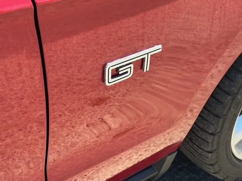 Used 2010 Ford Mustang GT image 12