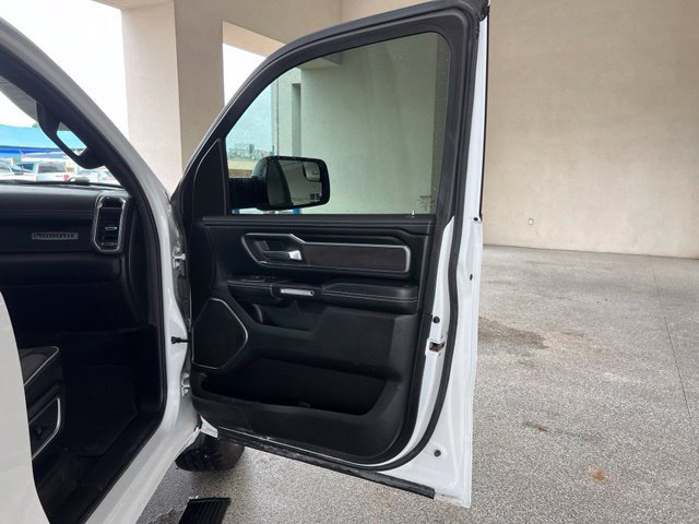 Used 2024 RAM 1500 Laramie AWD/4WD image 20