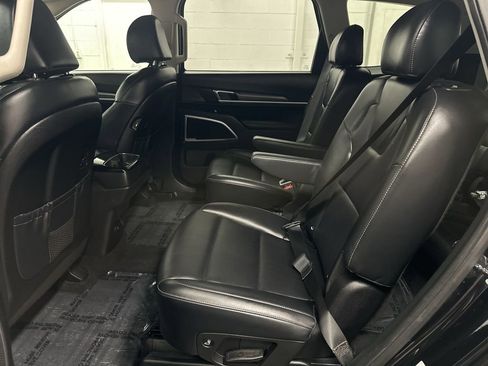 Used 2022 Kia Telluride S AWD/4WD image 22