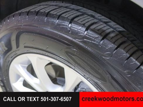 Used 2020 Chevrolet Equinox LT FWD image 25