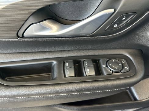 Used 2022 GMC Terrain SLE w/ LPO, Floor Liner Package image 15