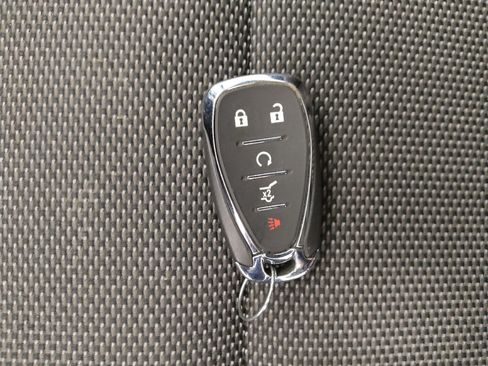 Used 2022 Chevrolet Traverse LT AWD/4WD image 32