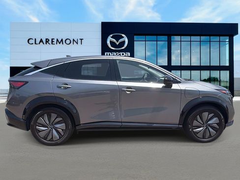 Used 2025 Nissan Ariya FWD image 4