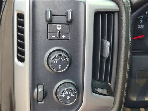 Used 2018 GMC Sierra 1500 SLT AWD/4WD image 24