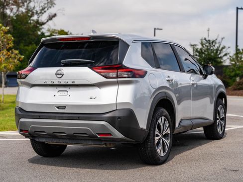 Used 2023 Nissan Rogue SV FWD image 7