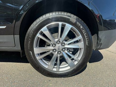 Used 2025 Cadillac XT5 Premium Luxury image 11