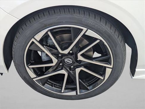 Used 2024 Nissan Sentra SR FWD image 21