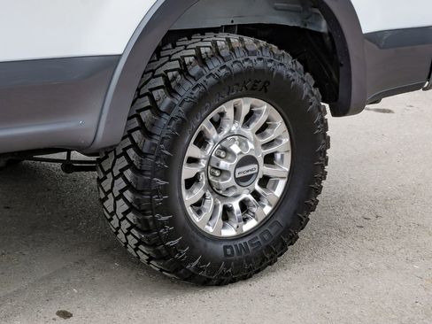 Used 2021 Ford F350 Lariat w/ Chrome Package image 64