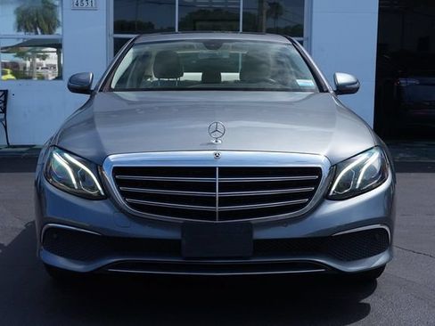 Used 2018 Mercedes-Benz E 300 4MATIC image 23