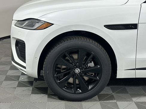 Used 2026 Jaguar F-PACE R-Dynamic S AWD/4WD image 9