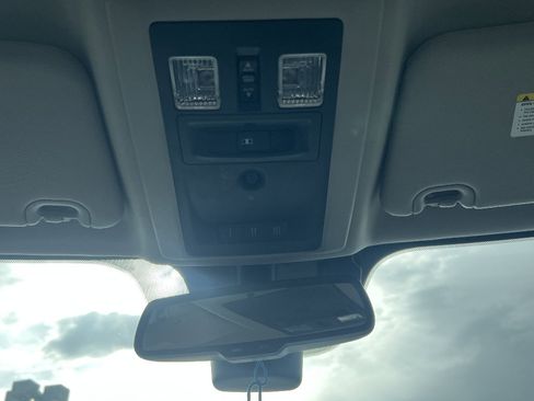 Used 2016 RAM 1500 Laramie w/ Convenience Group image 25