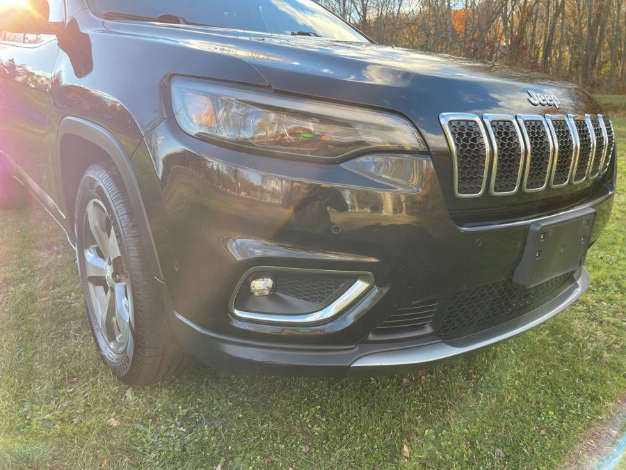 Used 2019 Jeep Cherokee Limited w/ Luxury Group AWD/4WD image 18