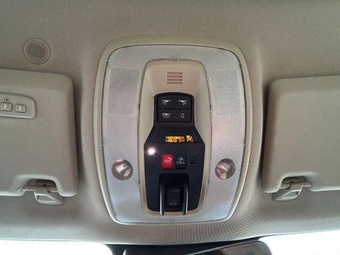 Used 2017 Volvo XC60 T5 Inscription w/ Preferred Option Package image 37