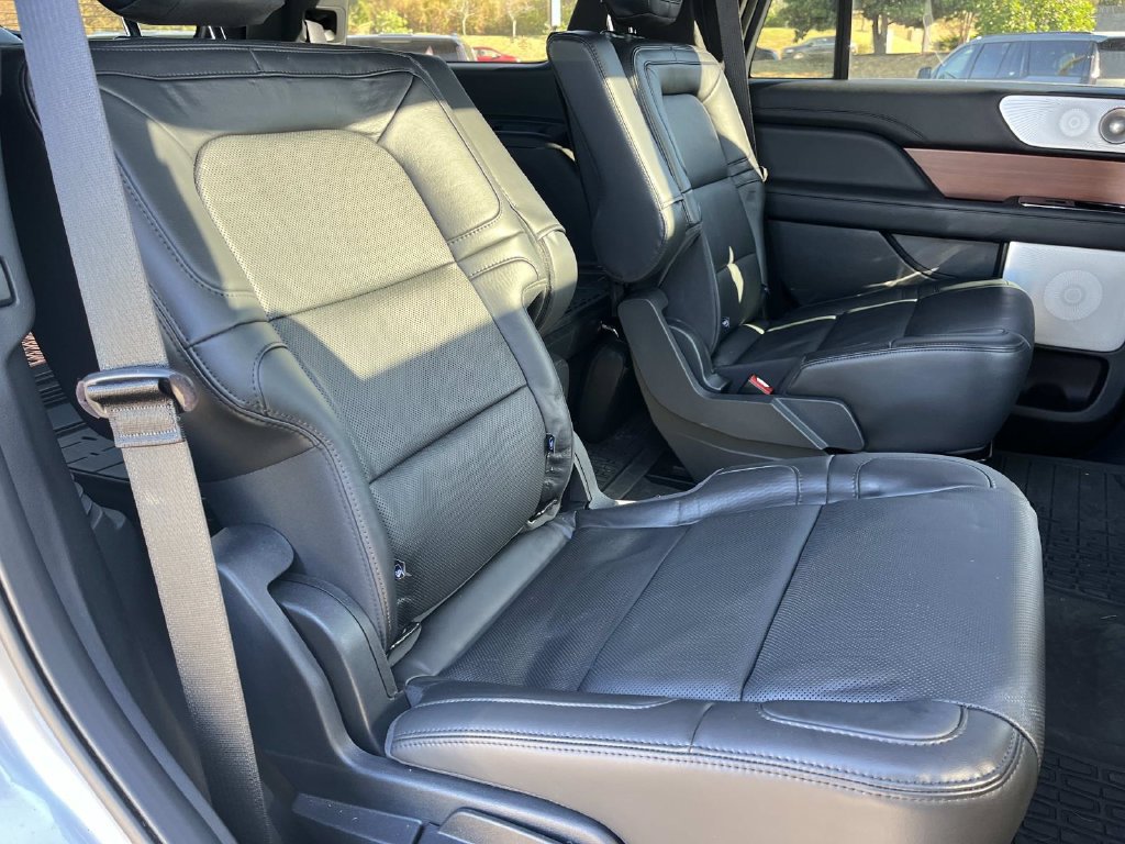 Used 2024 Lincoln Navigator Reserve AWD/4WD image 27
