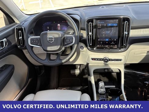 Certified 2023 Volvo XC40 B4 Plus image 13