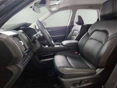 Used 2022 Nissan Pathfinder SL image 15