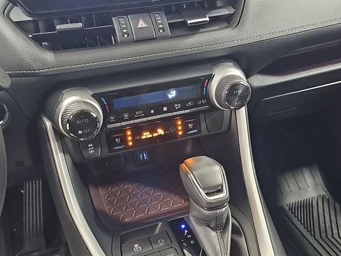 Used 2024 Toyota RAV4 Limited w/ Weather Package AWD/4WD image 26