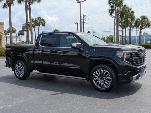 Used 2026 GMC Sierra 1500 Denali Ultimate AWD/4WD image 7