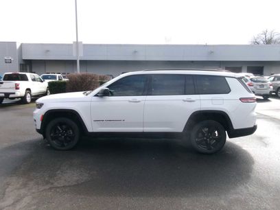 Used 2023 Jeep Grand Cherokee L Laredo