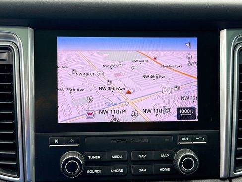 Used 2018 Porsche Macan Turbo w/ Premium Package Plus image 14