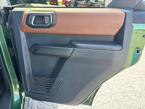 Used 2024 Ford Bronco Outer Banks AWD/4WD image 16