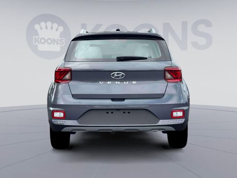 New 2026 Hyundai Venue SEL FWD image 8