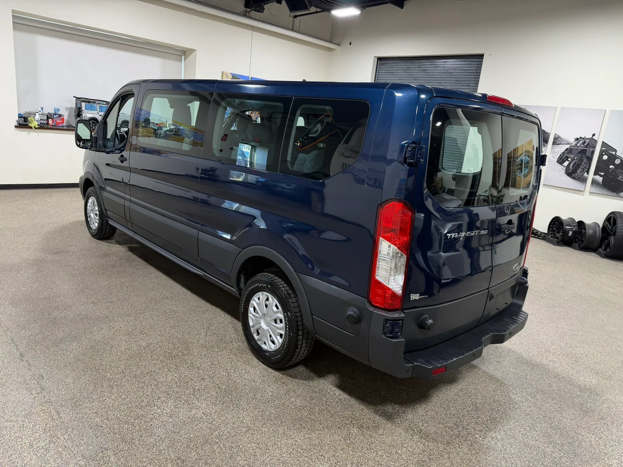 Used 2016 Ford Transit 350 XL RWD image 19