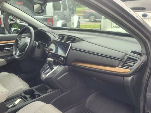 Used 2017 Honda CR-V Touring image 28