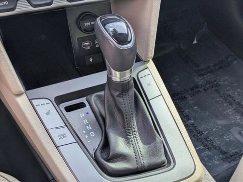 Used 2020 Hyundai Elantra Limited w/ Ultimate Package 03 image 14