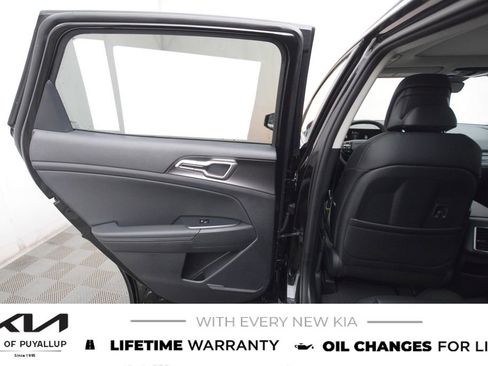 New 2026 Kia Sportage EX image 11