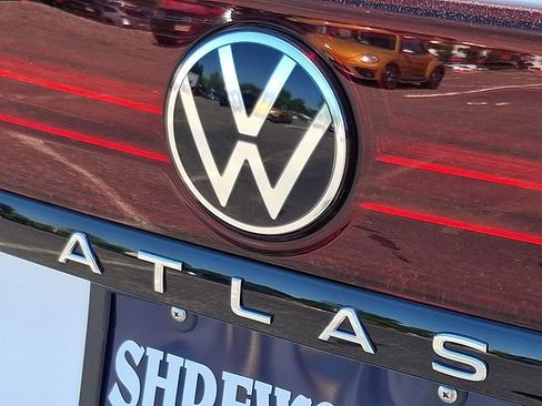 New 2026 Volkswagen Atlas Peak Edition AWD/4WD image 12