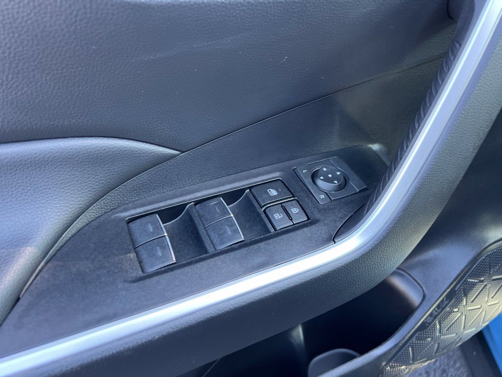 Used 2023 Toyota RAV4 AWD Hybrid image 22