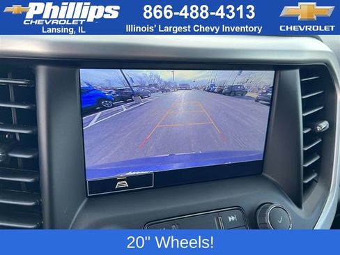 Certified 2023 GMC Acadia SLE w/ Driver Convenience Package image 25