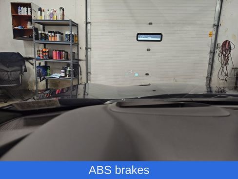 Used 2016 Chevrolet Camaro SS image 29