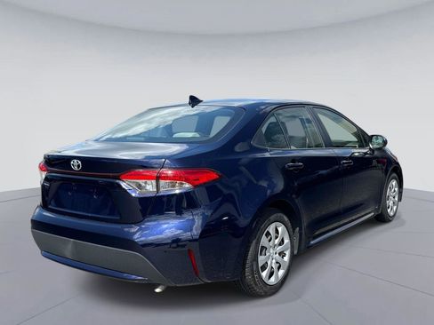 Used 2020 Toyota Corolla LE image 3