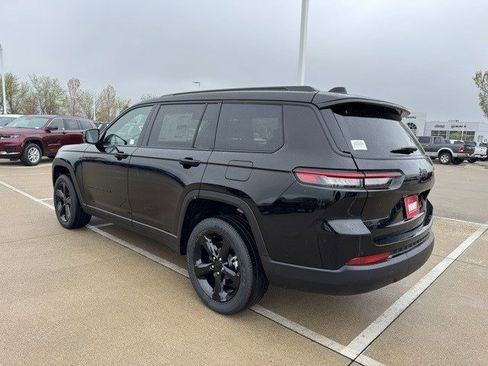 New 2025 Jeep Grand Cherokee L Altitude image 5