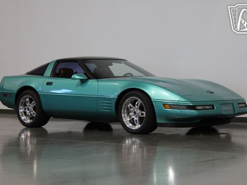 Used 1991 Chevrolet Corvette image 29