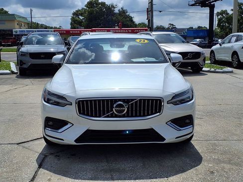 Certified 2023 Volvo S60 B5 Ultimate w/ Protection Package Premier FWD image 2