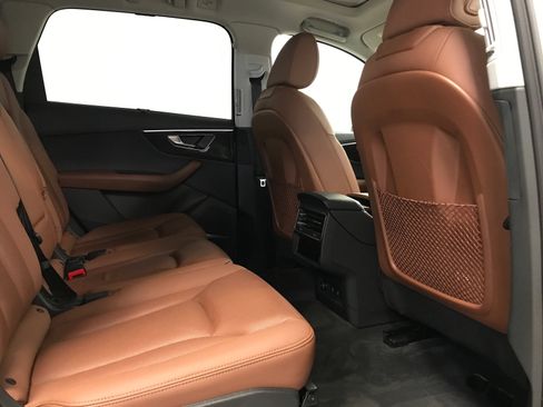 Used 2022 Audi Q7 2.0T Premium Plus w/ Premium Plus Package image 12