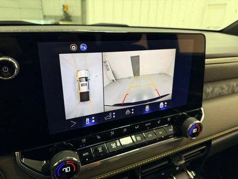 Certified 2026 Chevrolet Colorado ZR2 w/ Technology Package AWD/4WD image 13