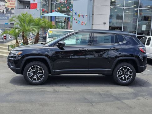 New 2026 Jeep Compass Trailhawk AWD/4WD image 4